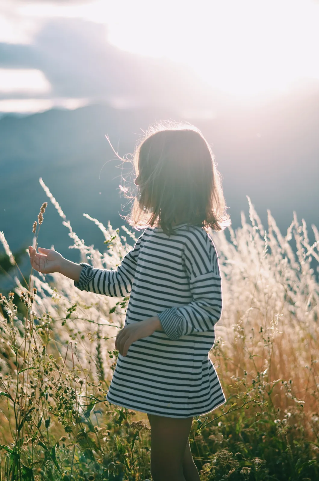 How Childhood Wounds Show Up in Adult Relationships